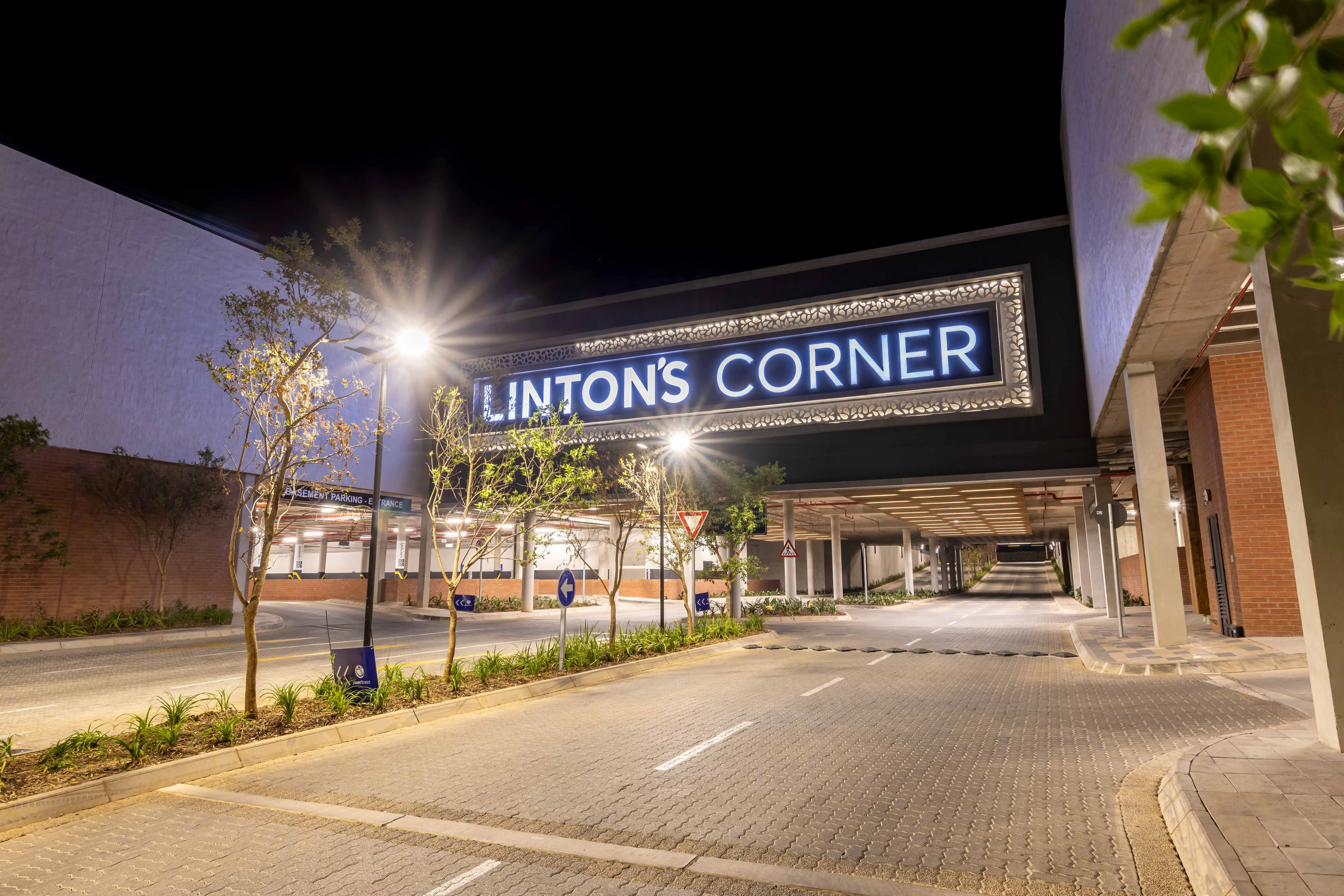 Linton's Corner gallery